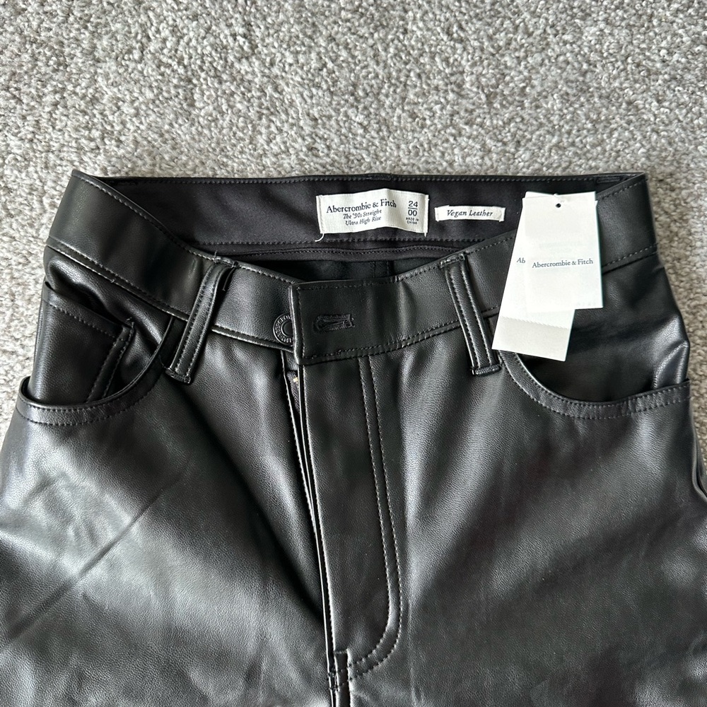 Abercrombie The 90’s Straight Ultra High Rise Leather Pants